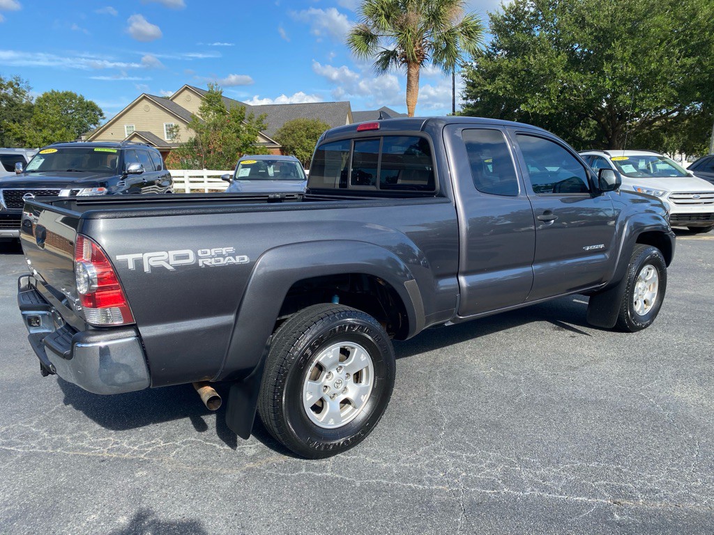 2015 Toyota Tacoma Image 7