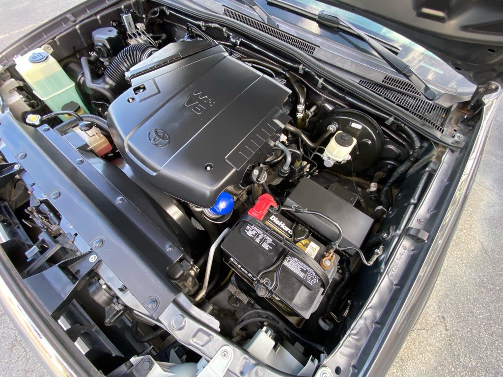 2015 Toyota Tacoma Image 55