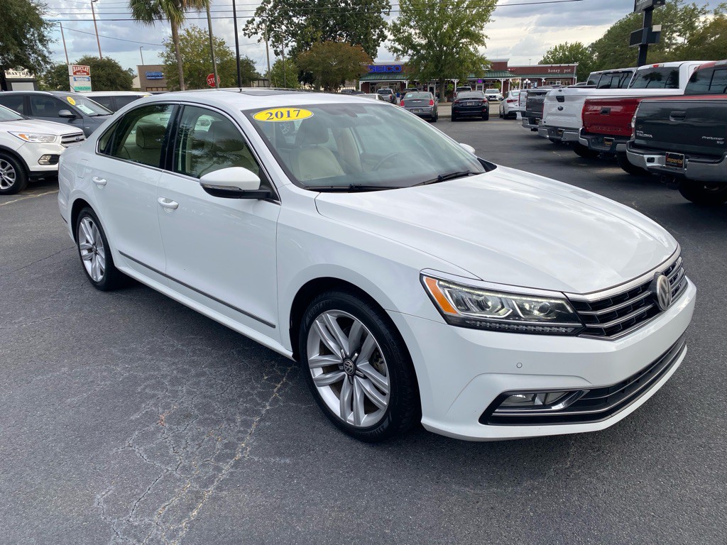 2017 Volkswagen Passat Image 5