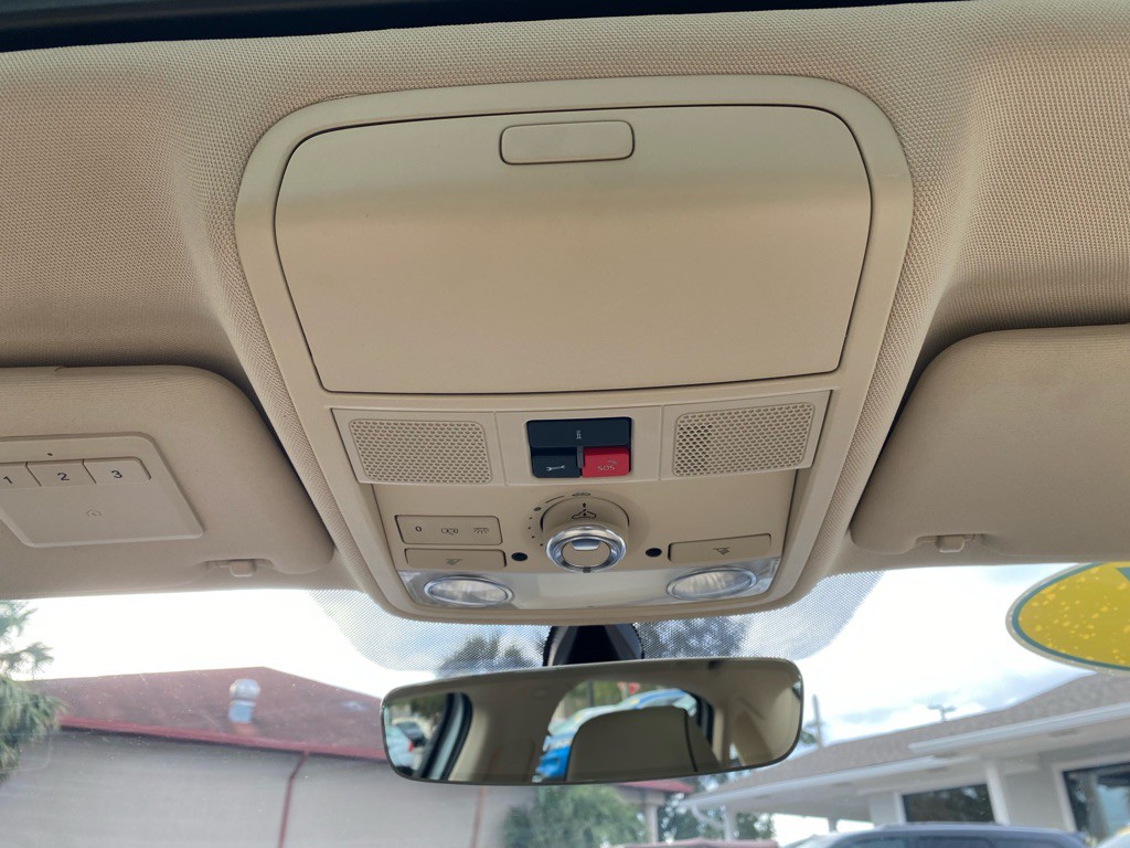 2017 Volkswagen Passat Image 28