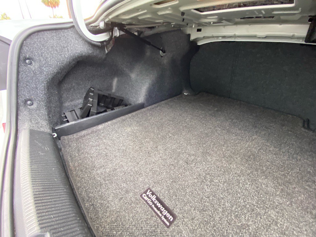 2017 Volkswagen Passat Image 53