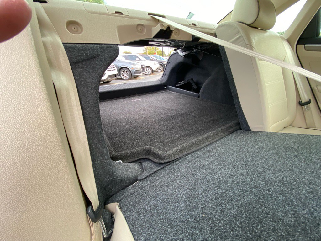 2017 Volkswagen Passat Image 55