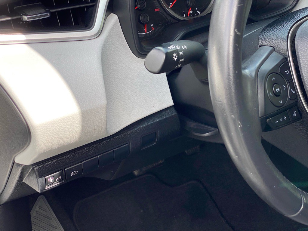 2021 Toyota Corolla Image 32