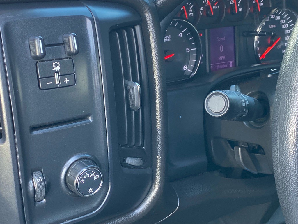 2018 Chevrolet Silverado 1500 Image 34