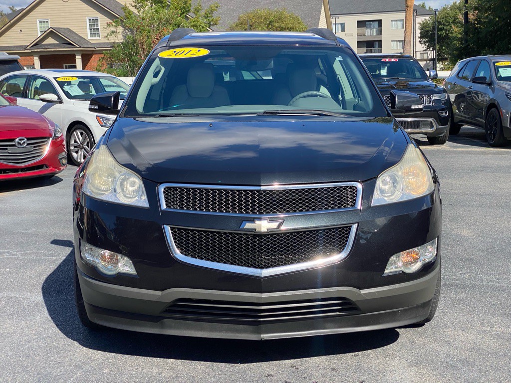 2012 Chevrolet Traverse Image 2