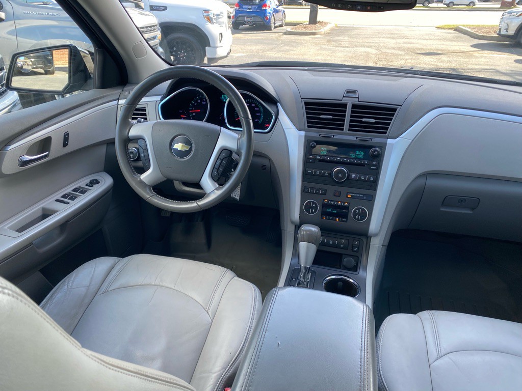 2012 Chevrolet Traverse Image 11