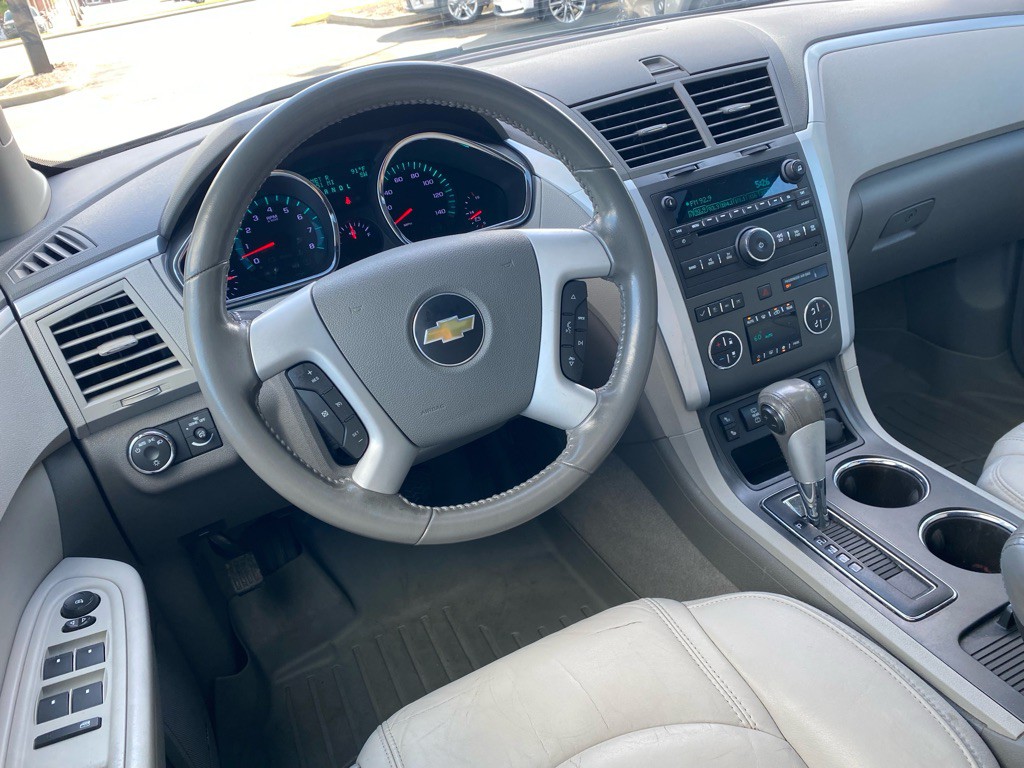 2012 Chevrolet Traverse Image 16
