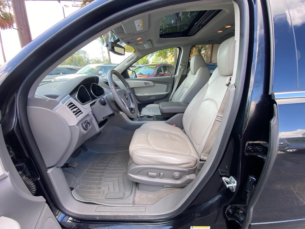 2012 Chevrolet Traverse Image 25