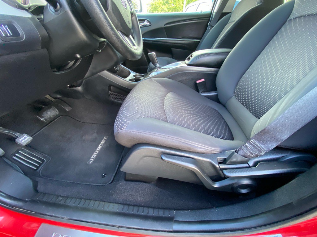 2017 Dodge Journey Image 30