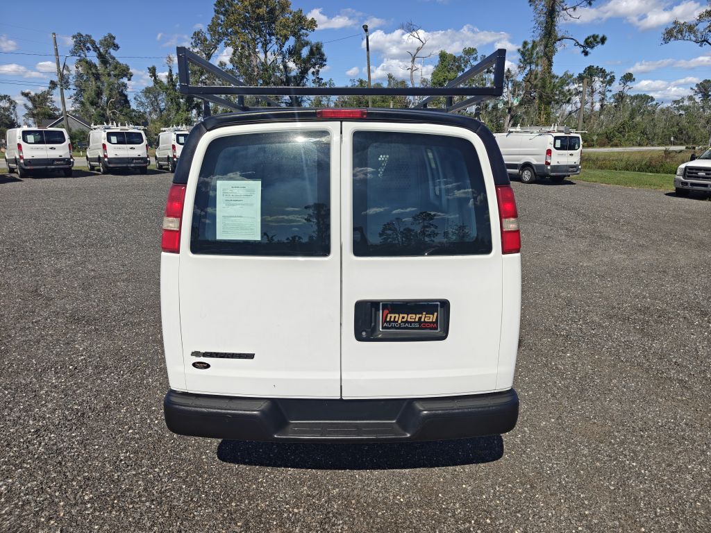 2016 Chevrolet Express Image 8