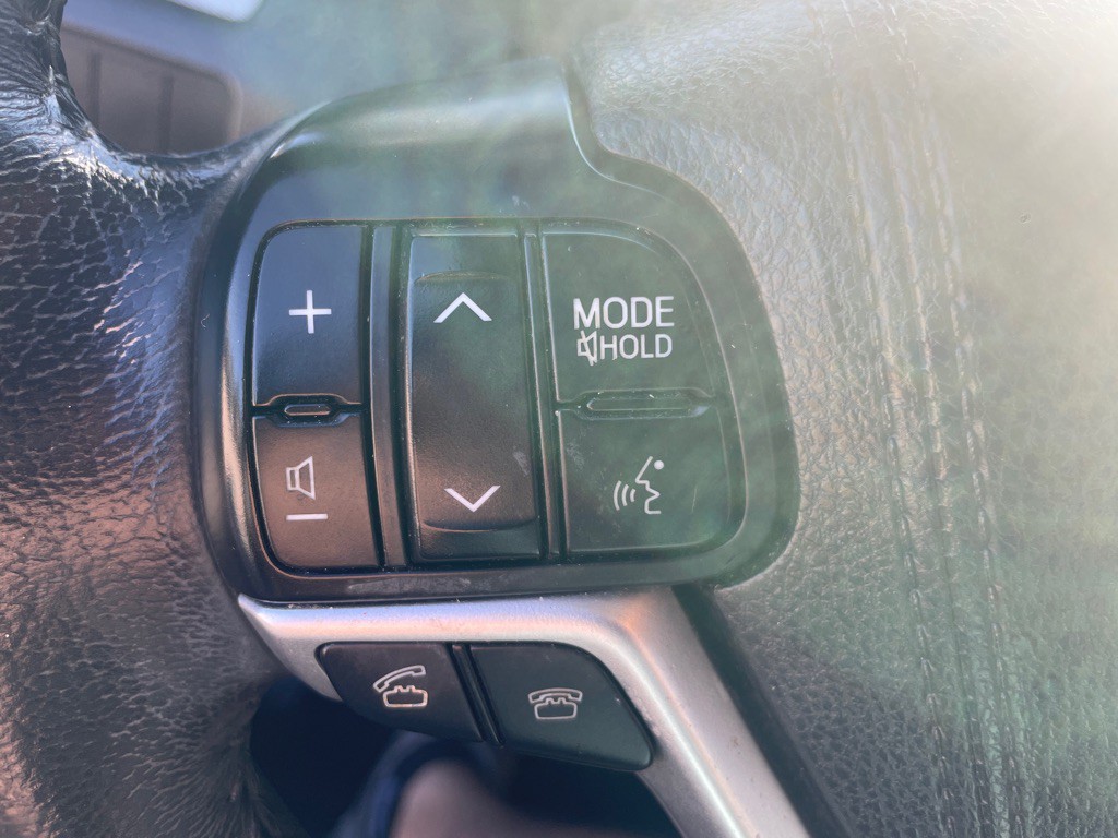 2017 Toyota Sienna Image 22