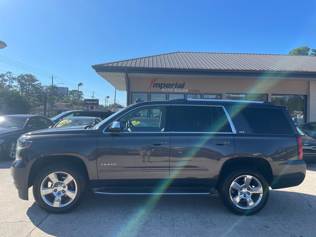 2016 Chevrolet Tahoe Image 2