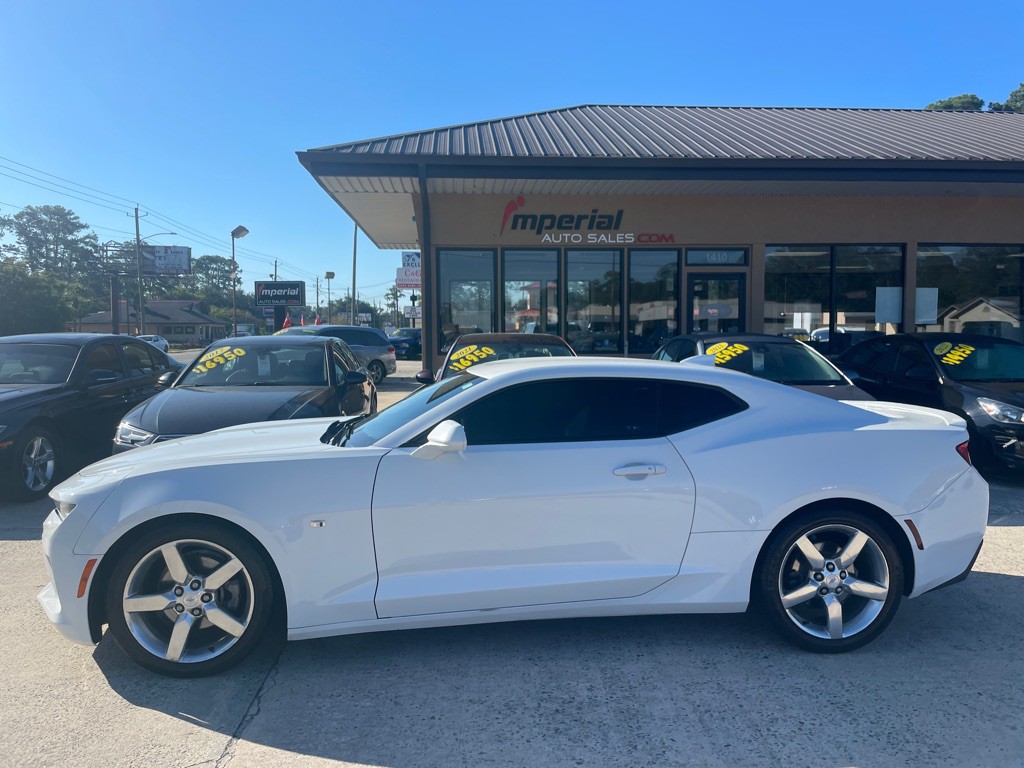 2016 Chevrolet Camaro Image 2