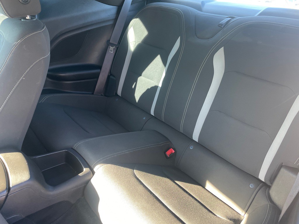 2016 Chevrolet Camaro Image 13