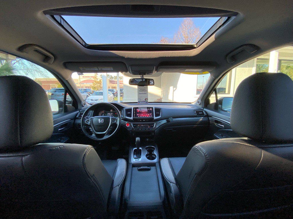 2017 Honda Pilot Image 13