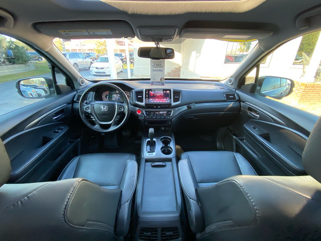 2017 Honda Pilot Image 14