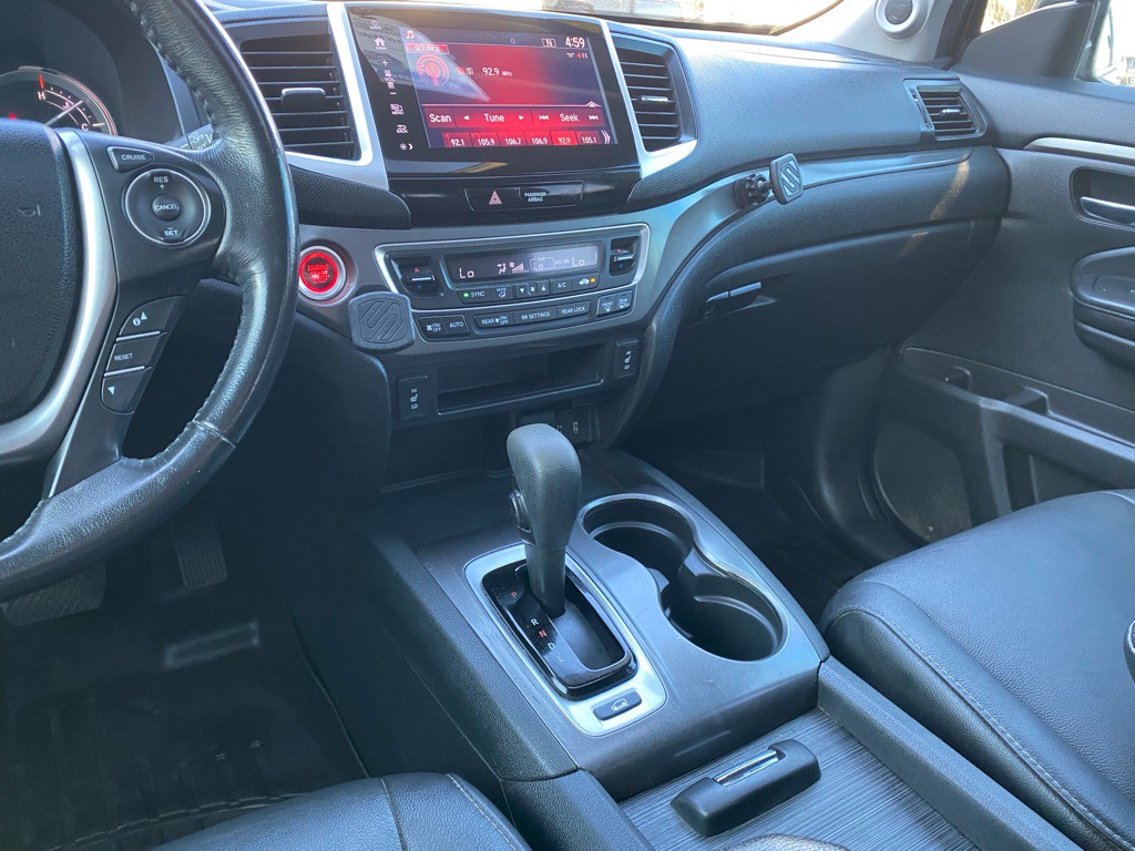 2017 Honda Pilot Image 20