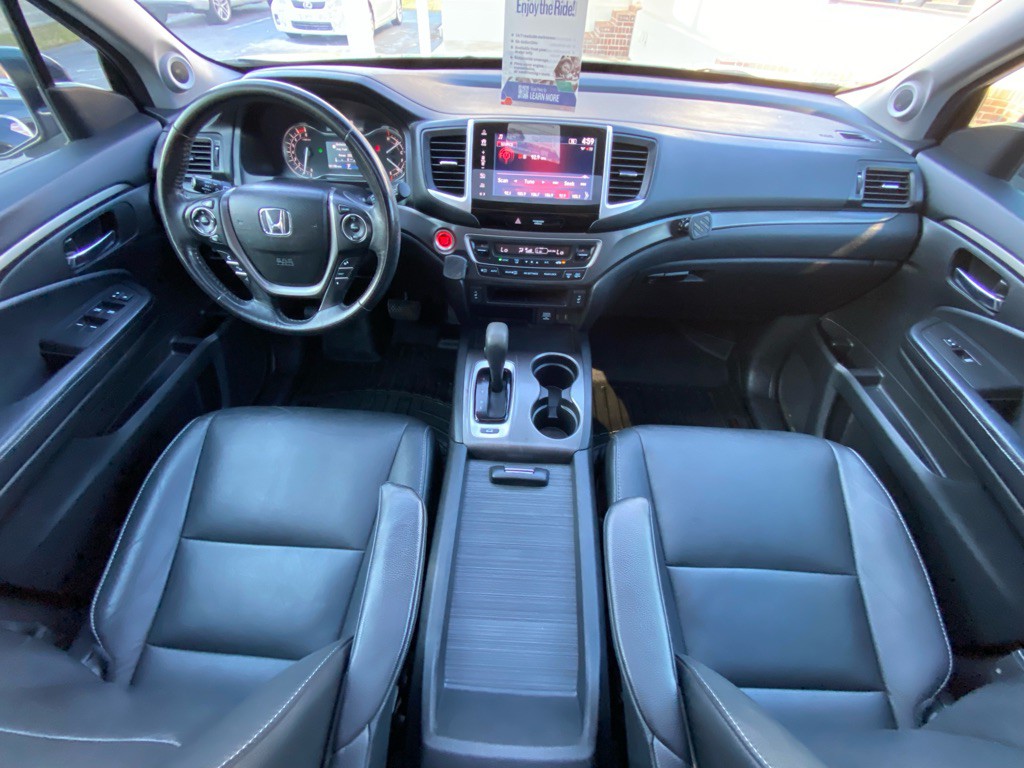 2017 Honda Pilot Image 21
