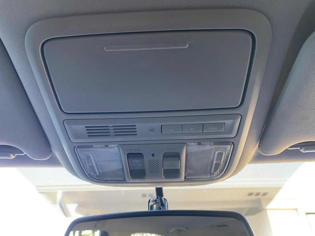 2017 Honda Pilot Image 25