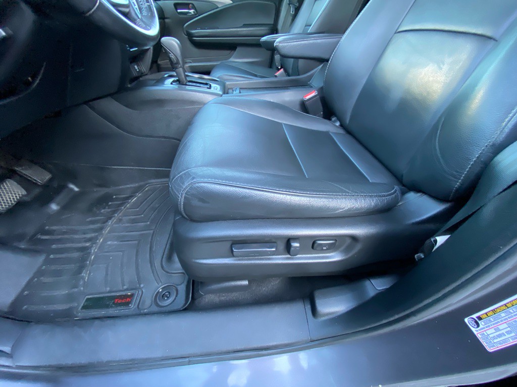 2017 Honda Pilot Image 30