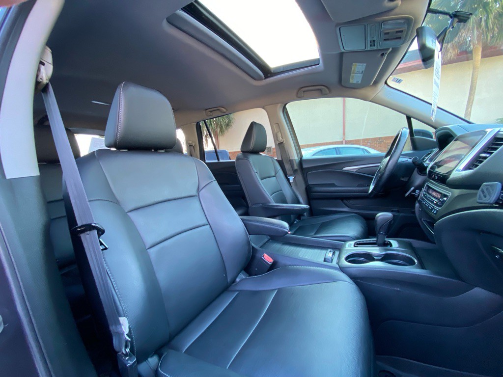2017 Honda Pilot Image 35
