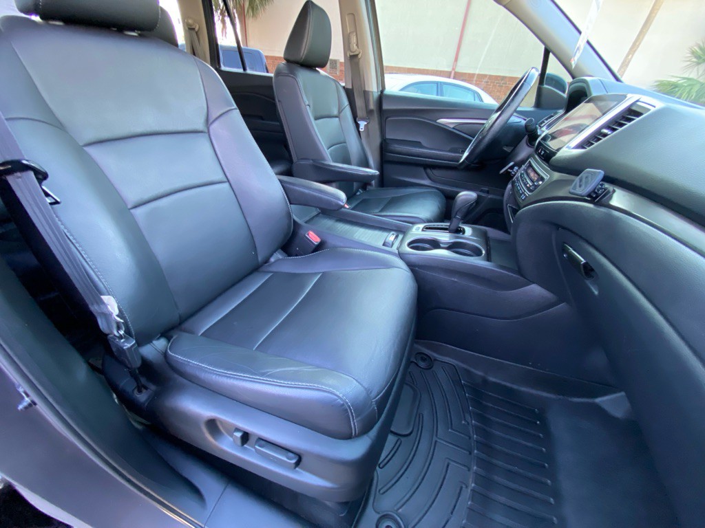 2017 Honda Pilot Image 36