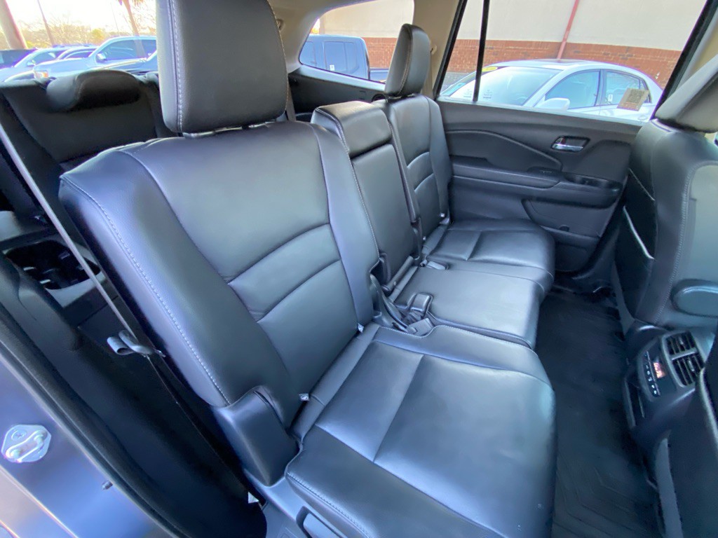 2017 Honda Pilot Image 40
