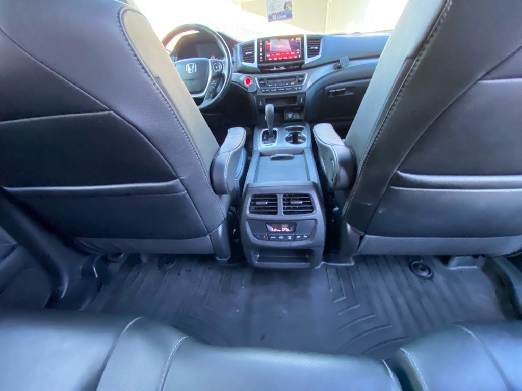 2017 Honda Pilot Image 43