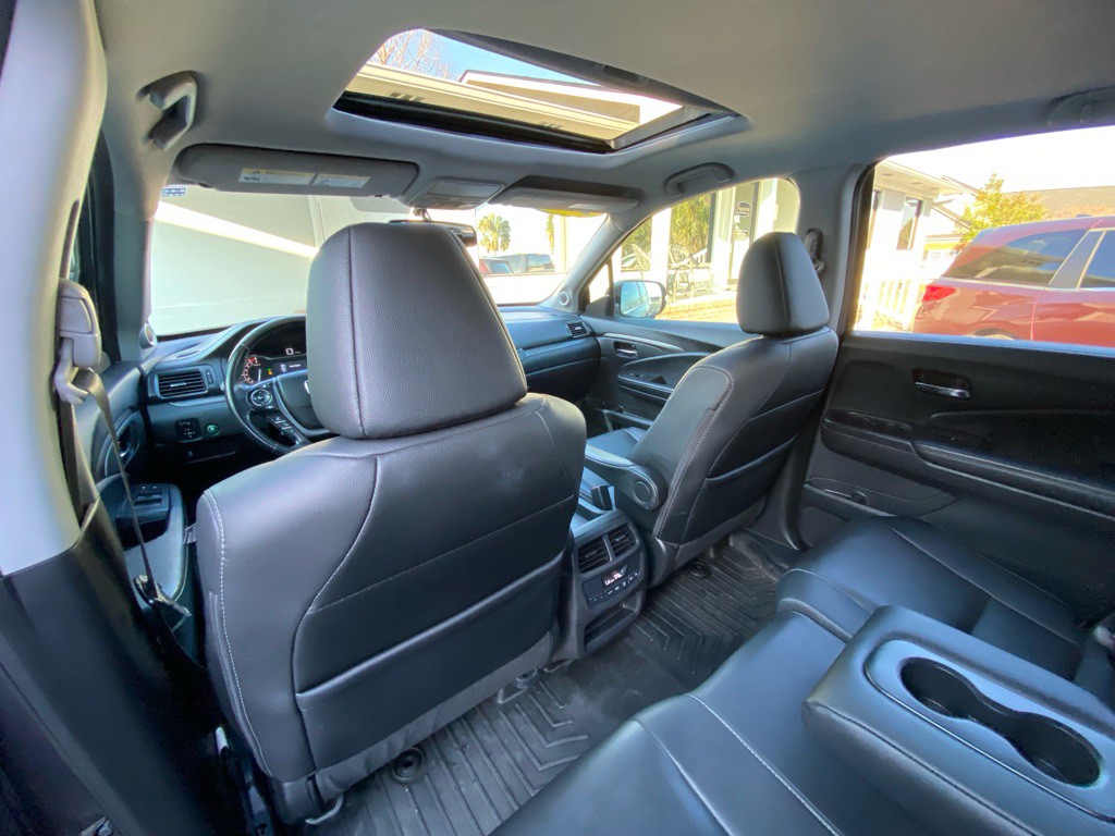 2017 Honda Pilot Image 56