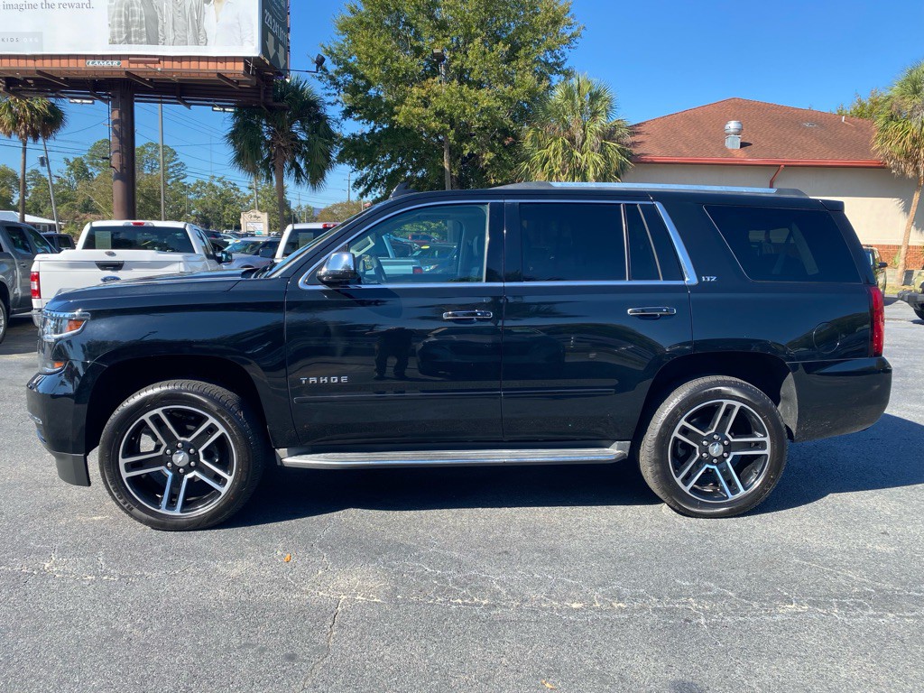 2016 Chevrolet Tahoe Image 2