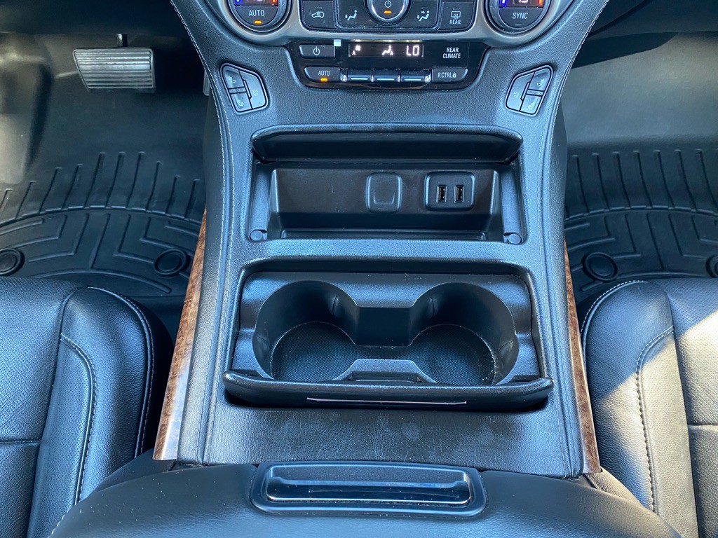 2016 Chevrolet Tahoe Image 28