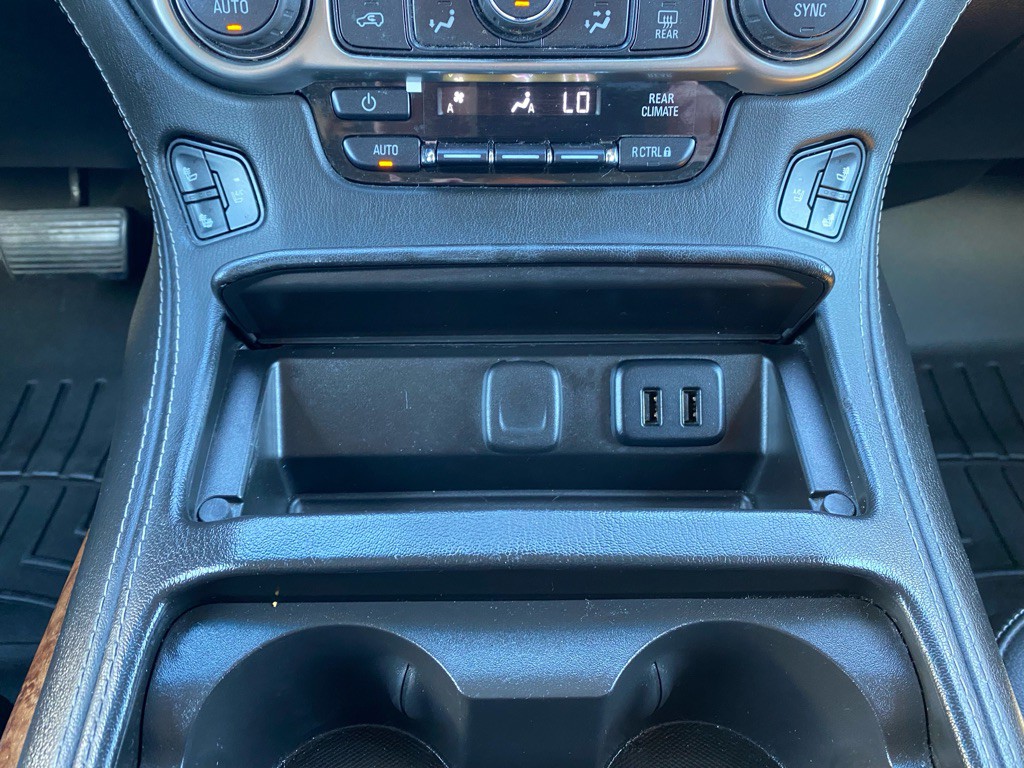 2016 Chevrolet Tahoe Image 33