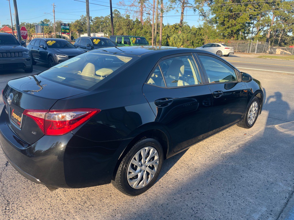 2017 Toyota Corolla Image 5