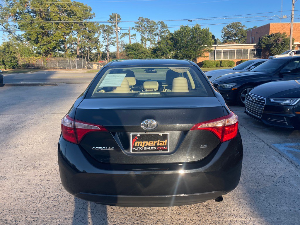 2017 Toyota Corolla Image 6