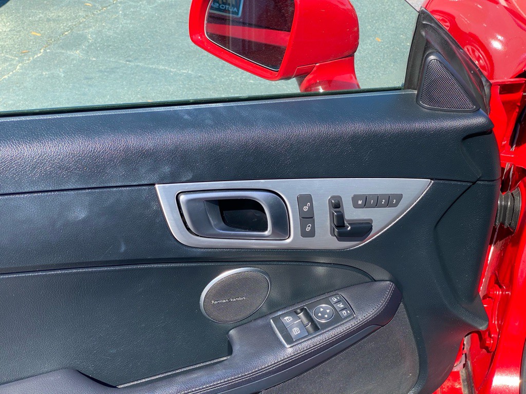 2014 Mercedes-Benz SLK-Class Image 18