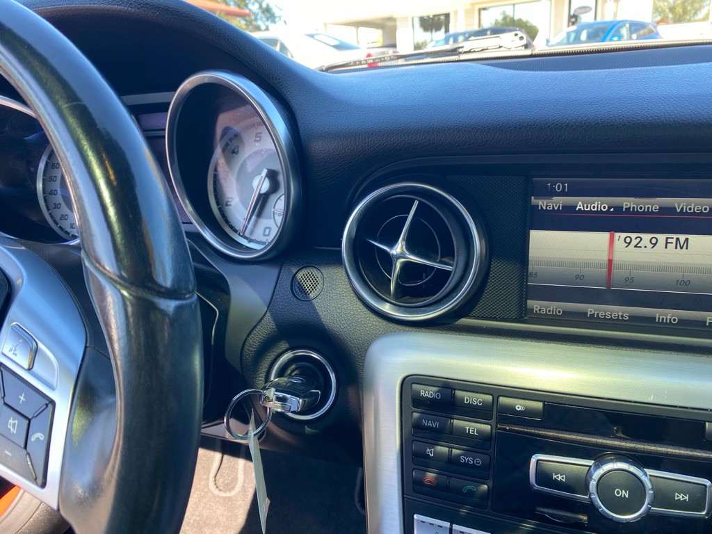 2014 Mercedes-Benz SLK-Class Image 27