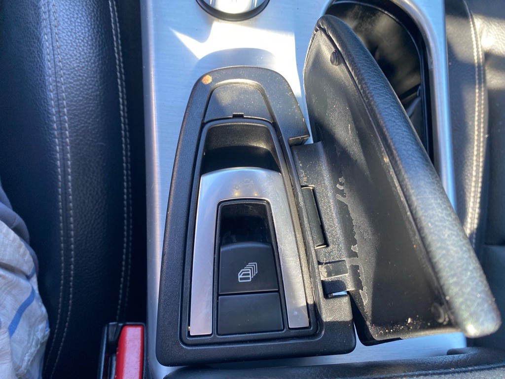 2014 Mercedes-Benz SLK-Class Image 33