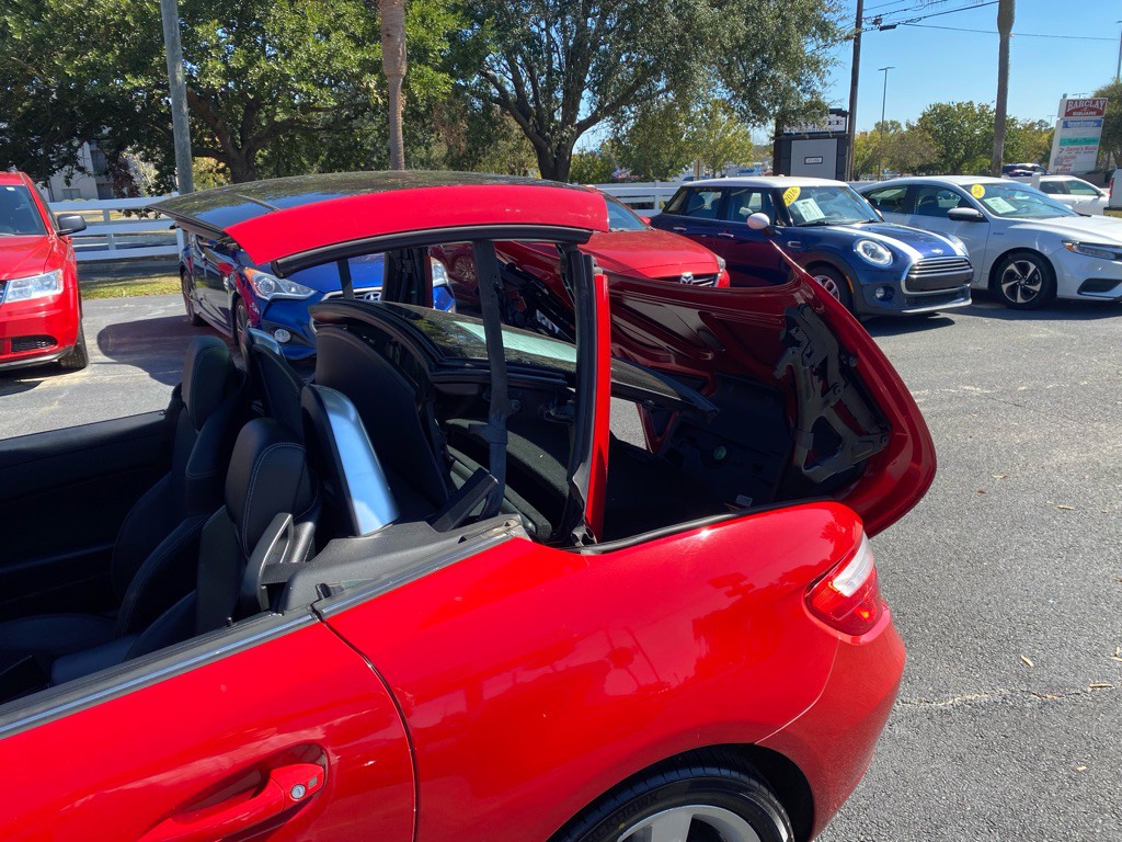 2014 Mercedes-Benz SLK-Class Image 34