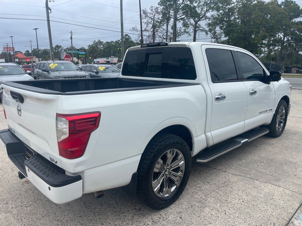 2019 Nissan Titan Image 5
