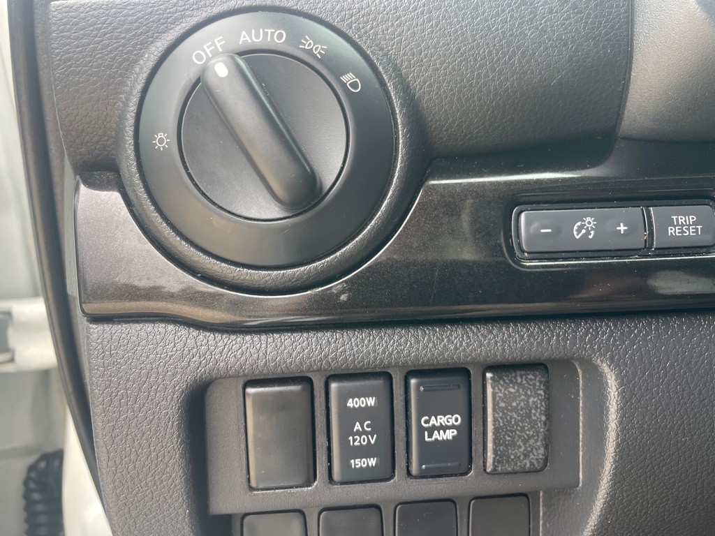 2019 Nissan Titan Image 21