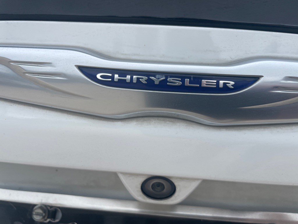 2020 Chrysler Pacifica Image 7