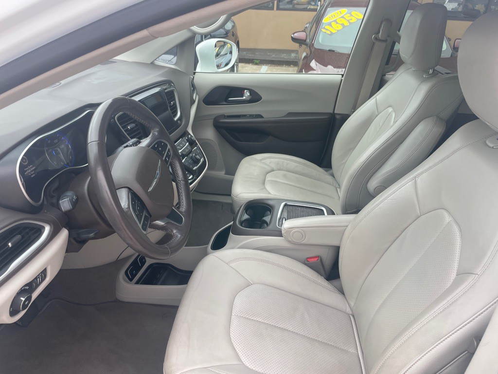 2020 Chrysler Pacifica Image 13