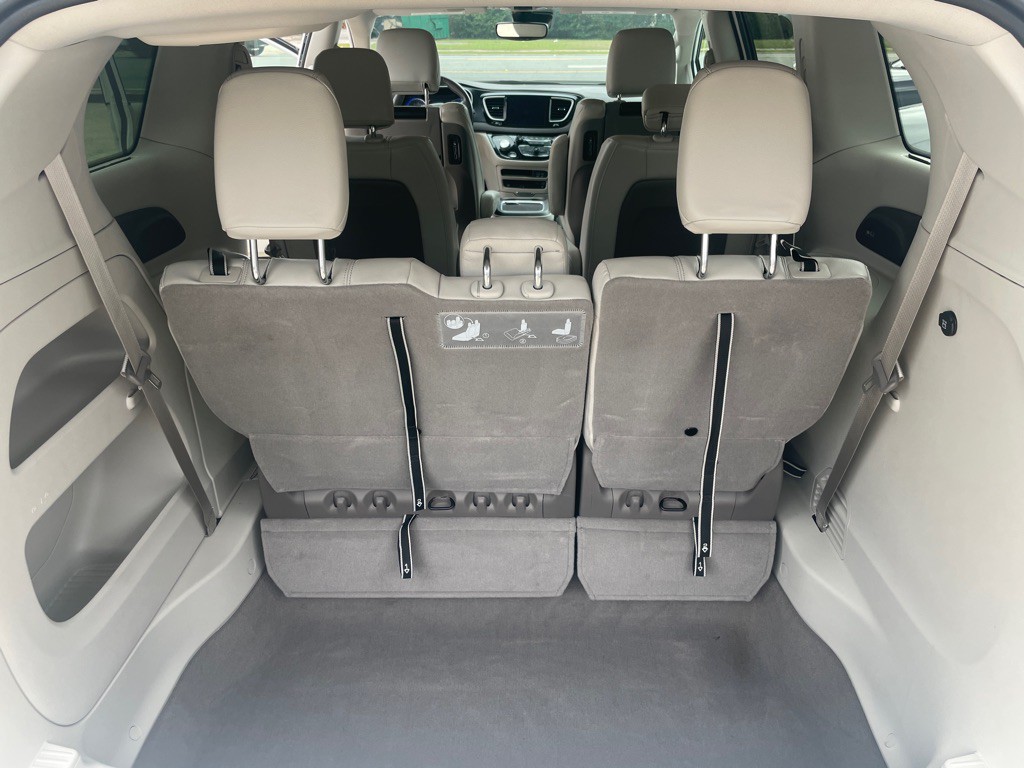 2020 Chrysler Pacifica Image 16