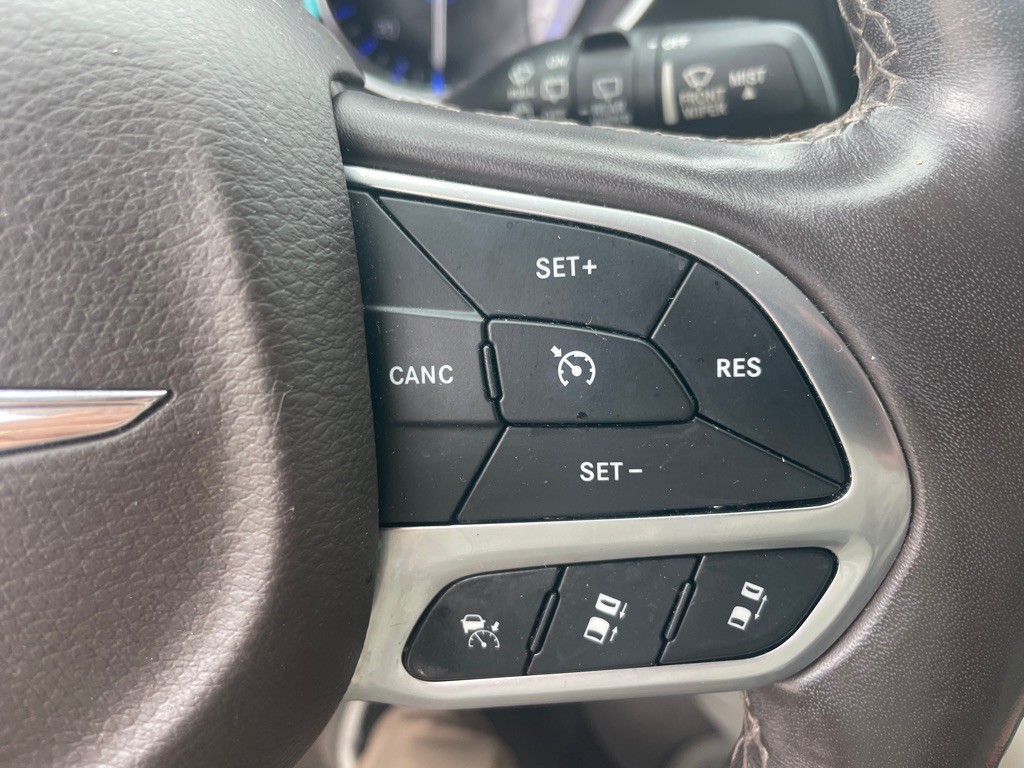 2020 Chrysler Pacifica Image 24