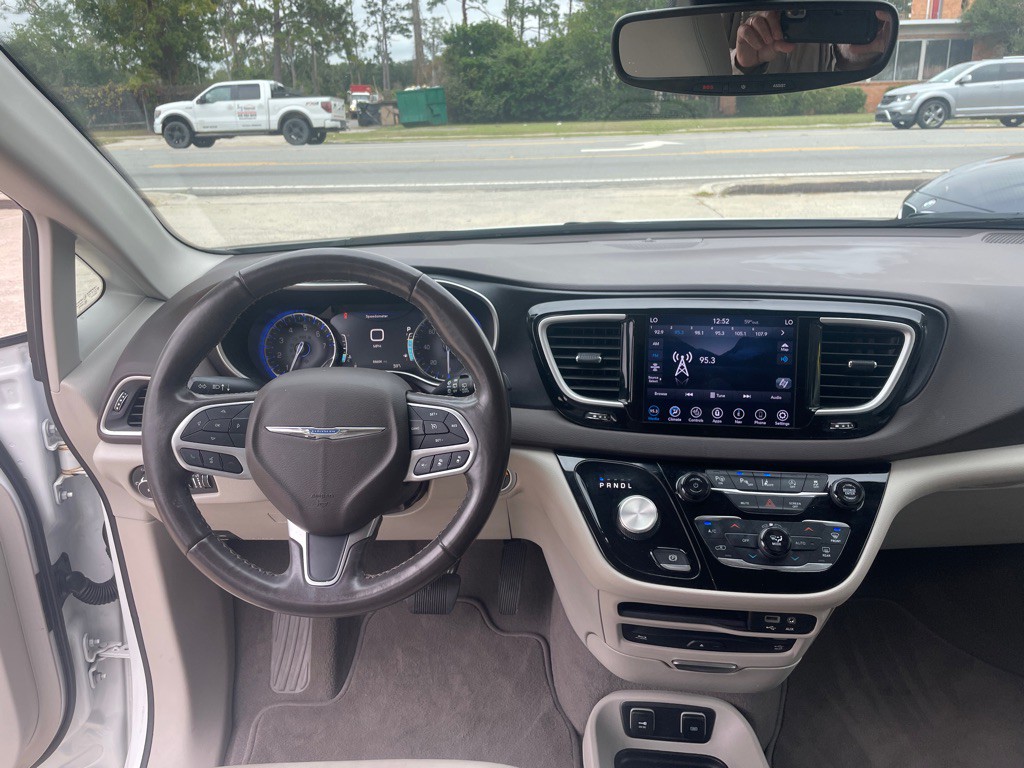 2020 Chrysler Pacifica Image 34