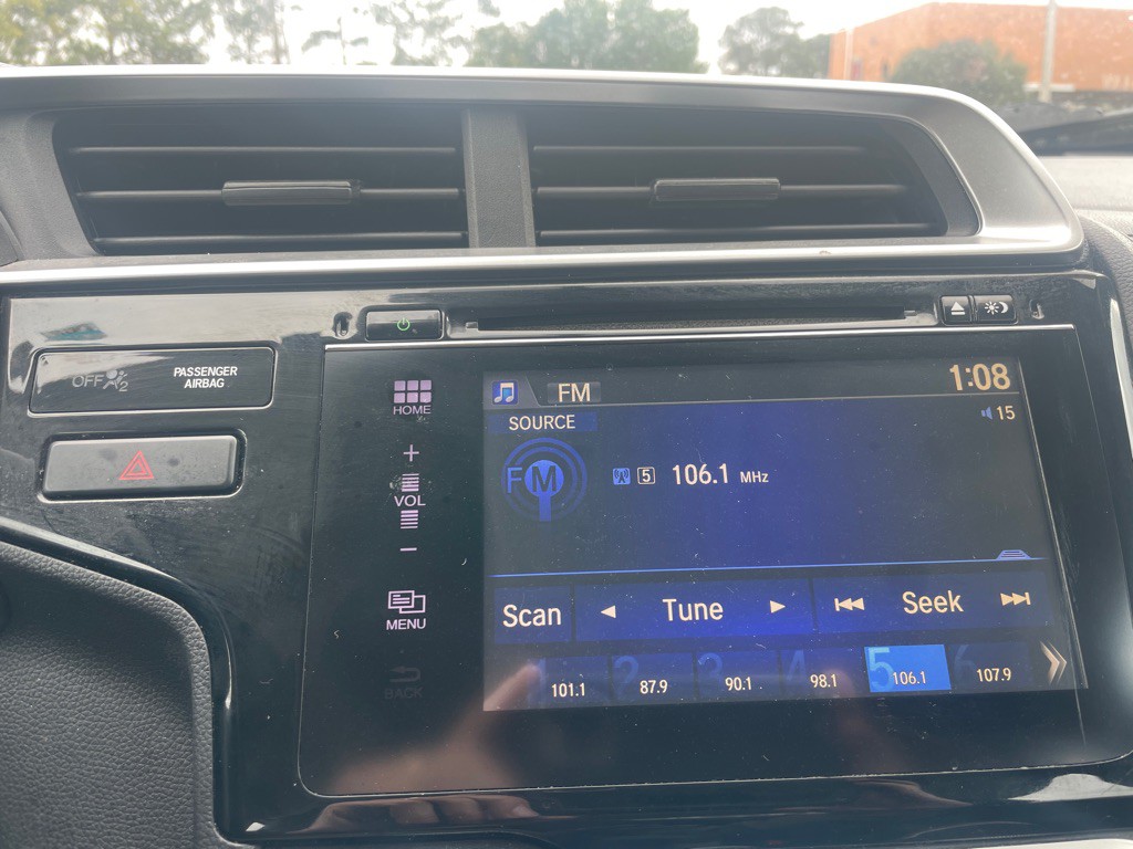 2017 Honda Fit Image 19