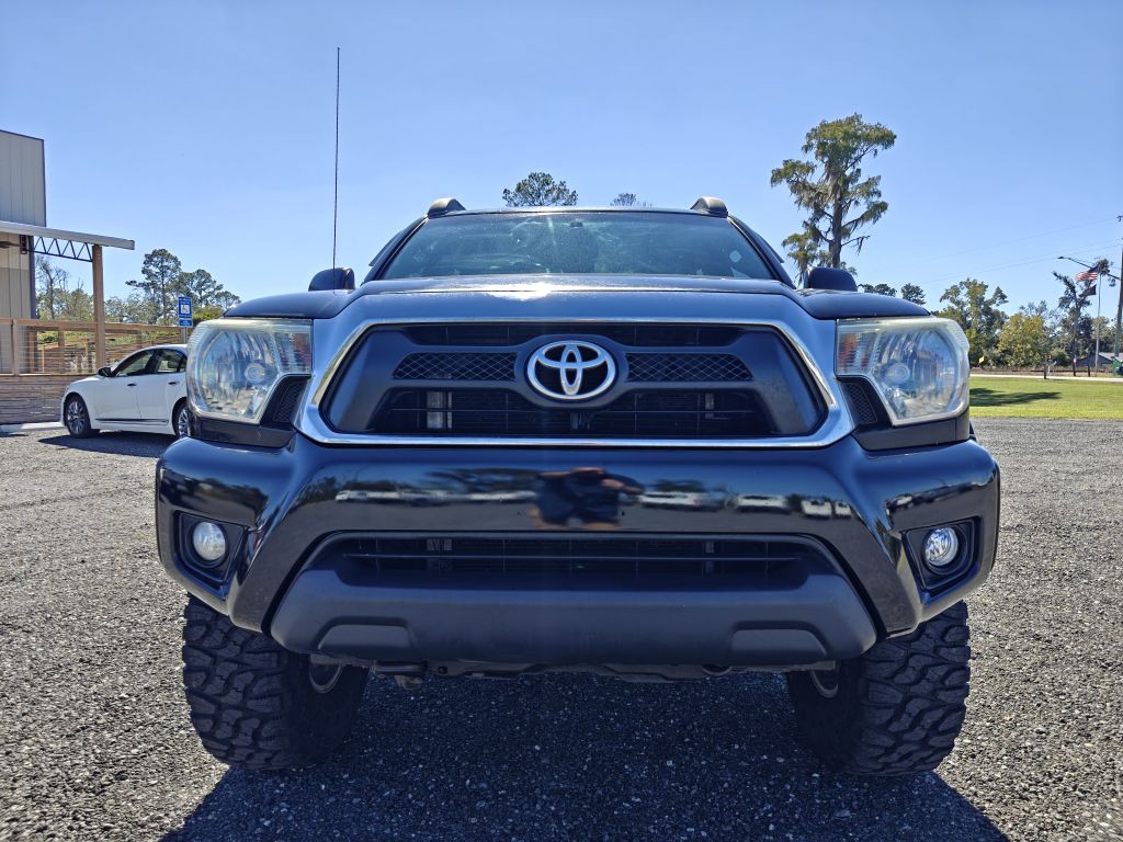 2014 Toyota Tacoma Image 2