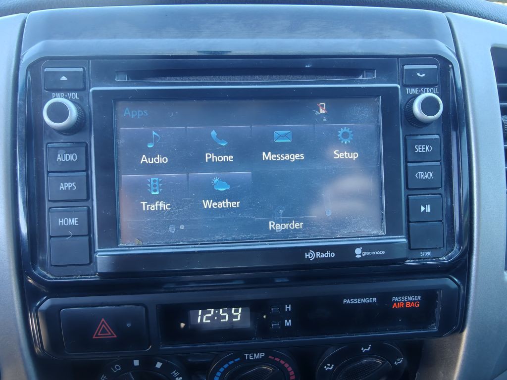 2014 Toyota Tacoma Image 25