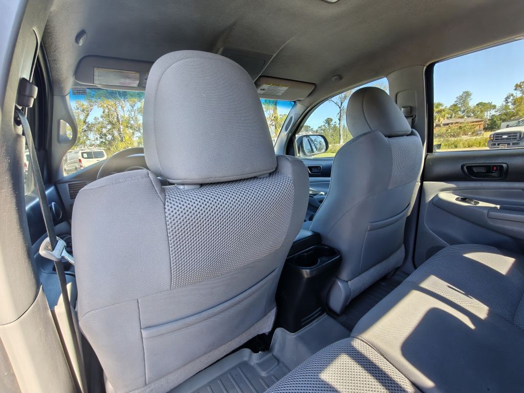 2014 Toyota Tacoma Image 28