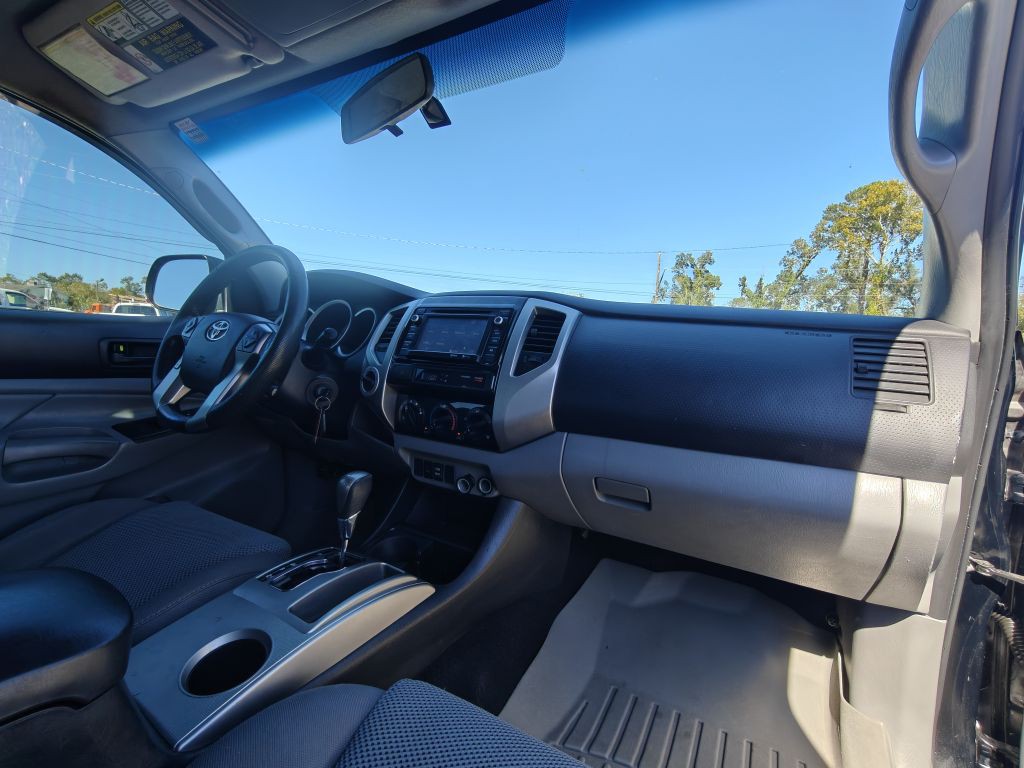2014 Toyota Tacoma Image 36